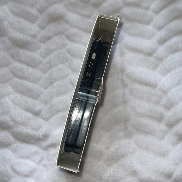 Black Case for New 2019 iPhone 6.5" - Picture 5 of 7